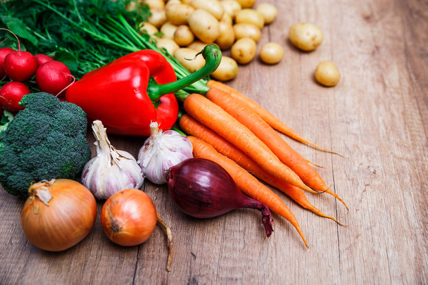 Potatoes with carrot, brocoli and pepper, radish. - Fotoğraf, Görsel