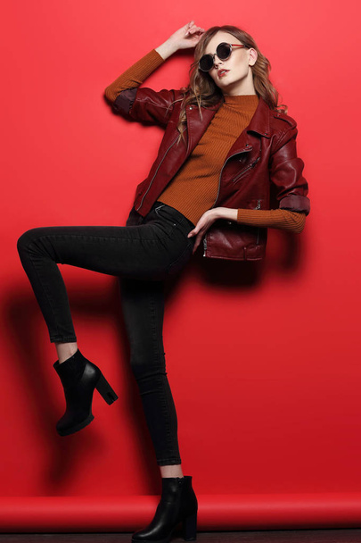 fashion model in leather jacket - Valokuva, kuva