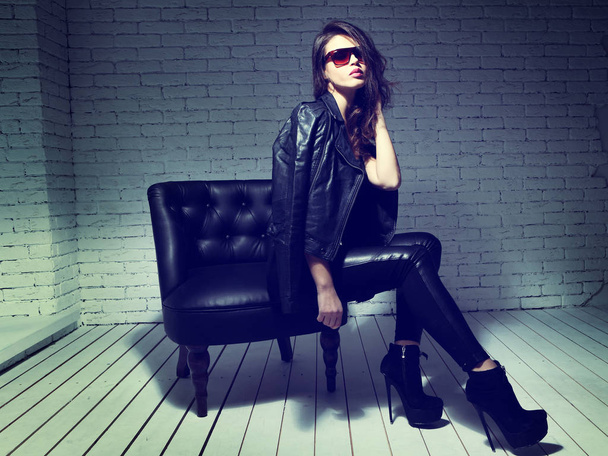 fashion model in sunglasses - Foto, Imagen