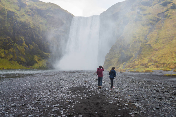 Skogafoss водоспад на півдні Ісландії - Фото, зображення