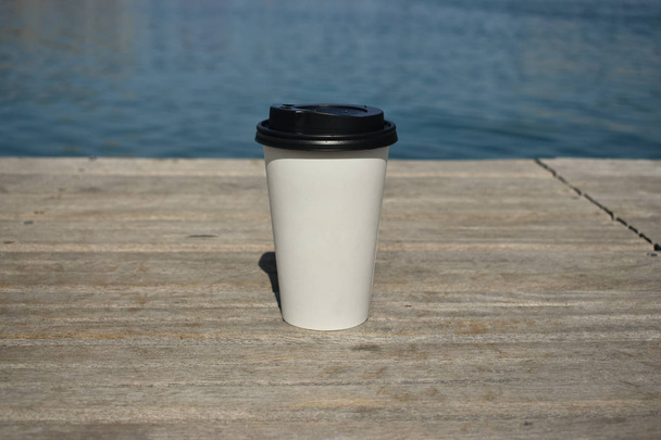 Бумажная чашка кофе - Фото, изображение
