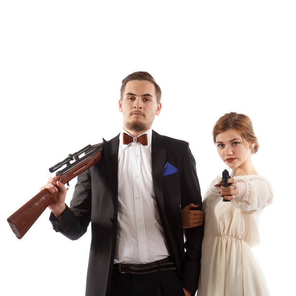 Paar mit Schusswaffen - Foto, Bild