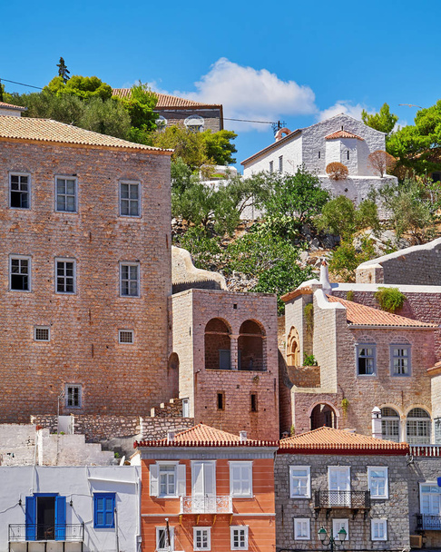 Grecia, veduta della città dell'isola di Idra
 - Foto, immagini