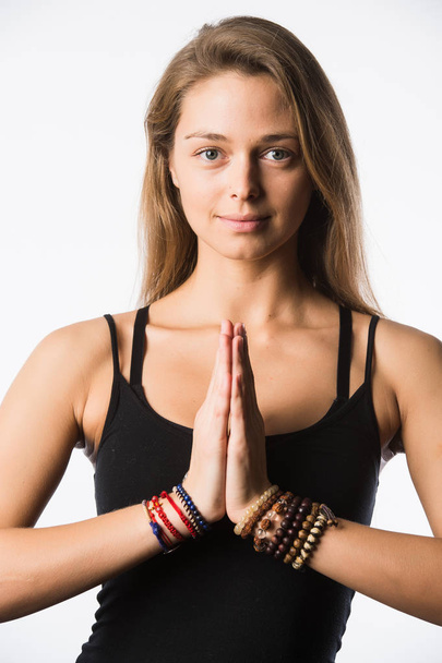 Yogalehrerin in verschiedenen Posen Asana isoliert auf weißem Hintergrund - Foto, Bild
