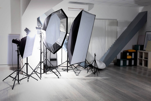 studio with lightning equipment - Valokuva, kuva