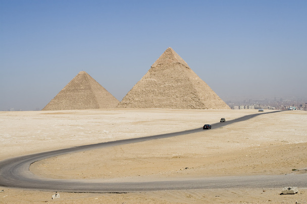 weg naar de piramides - Foto, afbeelding