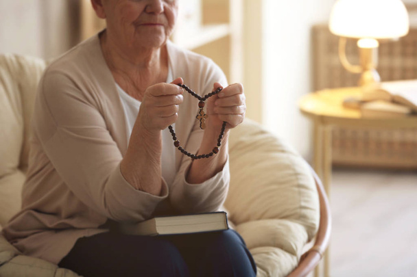 Elderly woman with Bible  - Fotoğraf, Görsel
