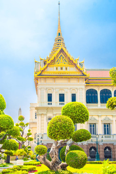 Kuninkaallisen suurpalatsin pääsali Wat Phra Kaew 'ssa, Grand Palassa
 - Valokuva, kuva
