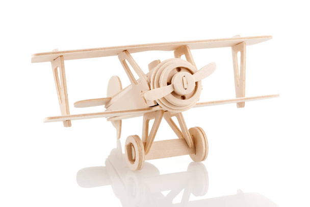 modelo de madera balsa
 - Foto, imagen
