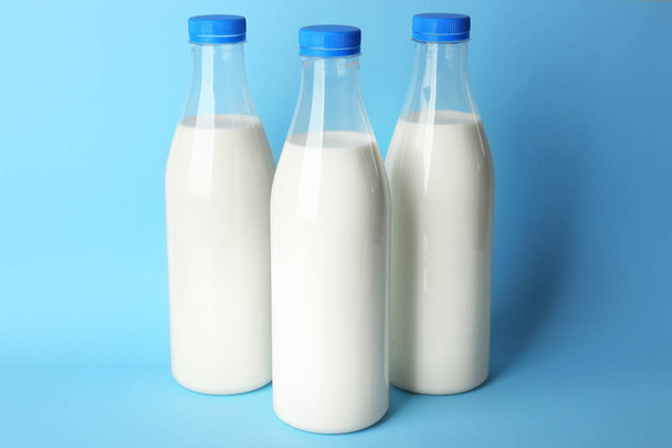 Bottles of tasty milk  - Fotoğraf, Görsel