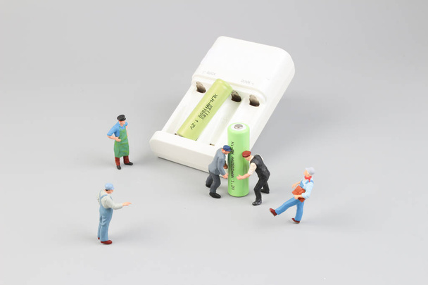  Mini figuur met batterij - Foto, afbeelding