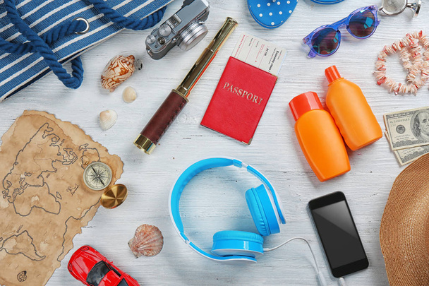 Travel accessories on table  - Zdjęcie, obraz