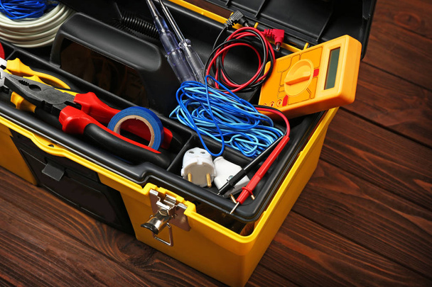 Instrument box for wiring  - Foto, Imagen
