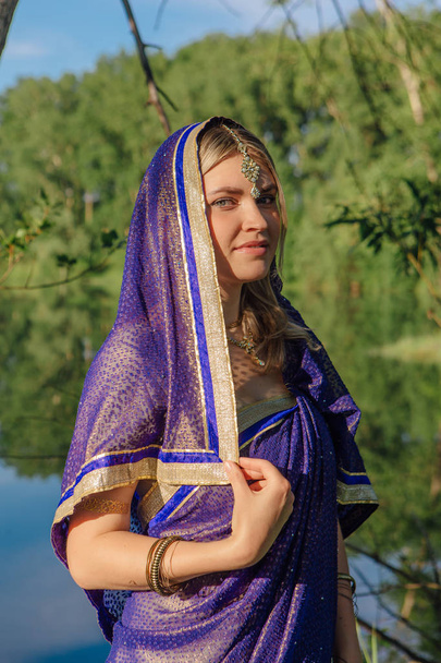 Beautiful european woman in sari - Fotoğraf, Görsel