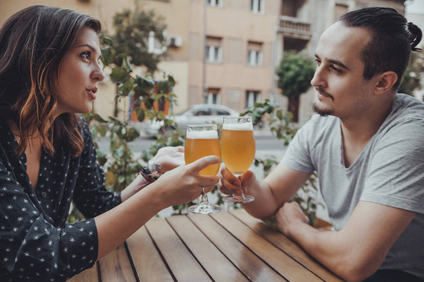 A Couple Drinking - Фото, зображення