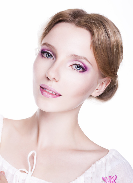 Portrait of beautiful woman model - natural perfect make-up - 写真・画像