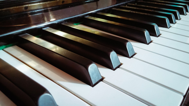 Gros plan sur les touches de piano - Photo, image