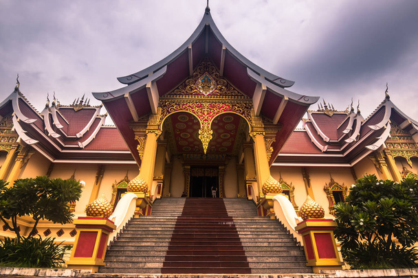 26 вересня 2014: Палац у цьому Луанг, В'єнтьян, Лаос - Фото, зображення