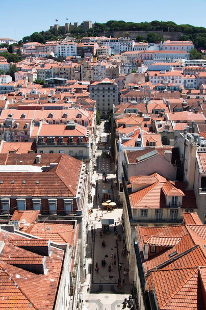 Красные крыши Лиссабона
 - Фото, изображение
