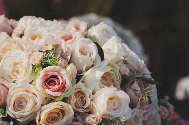 Květinová svatební dekorace na stůl - Fotografie, Obrázek