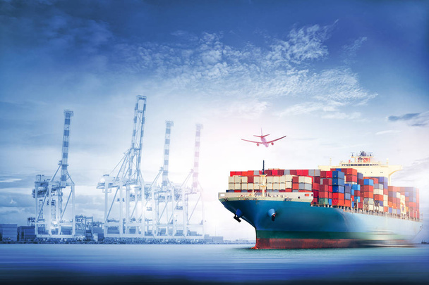 Logistics and transportation of working crane bridge in shipyard - Photo, Image