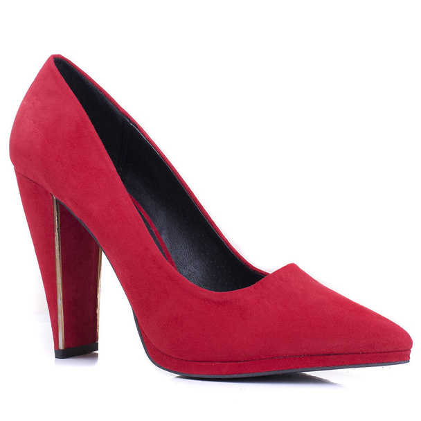 Κόκκινα ψηλοτάκουνα παπούτσια γυναικών σε λευκό - Φωτογραφία, εικόνα