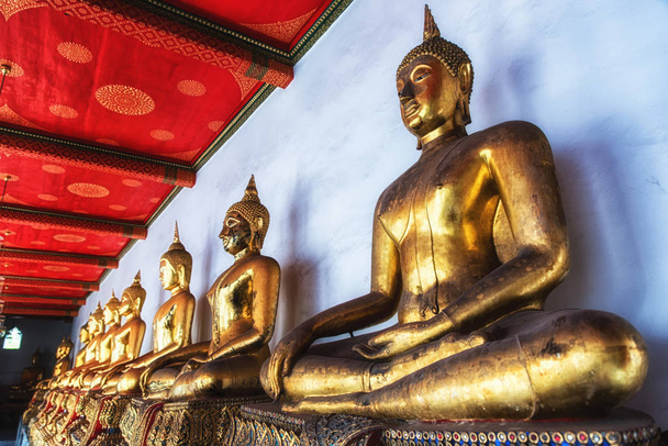 ワット ・ ポー寺院、タイの仏像 - 写真・画像