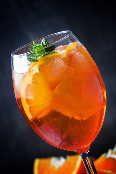 Alcohol cocktail with orange juice - Fotoğraf, Görsel