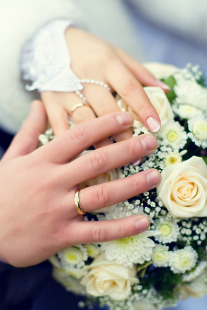 Anelli per matrimoni
 - Foto, immagini