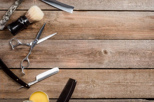 Straight razor, comb and scissors - Fotó, kép