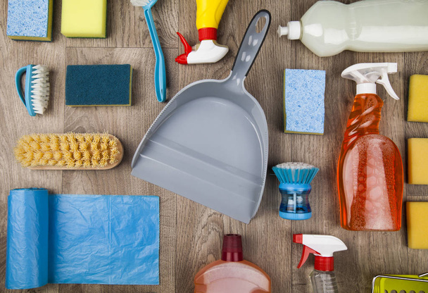 Variedad de productos de limpieza
 - Foto, imagen