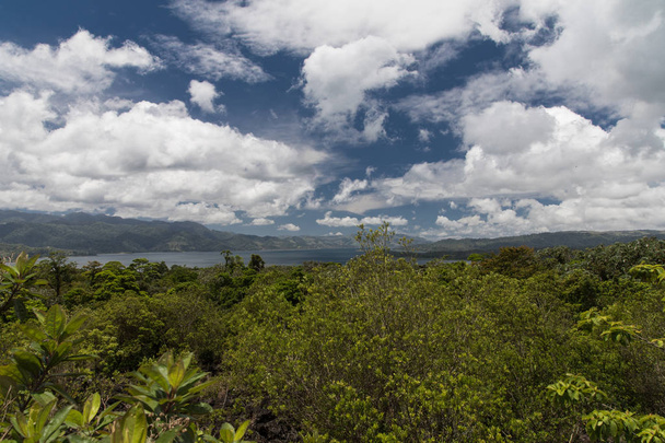 Озеро Ареналь - Коста-Ріка - Фото, зображення
