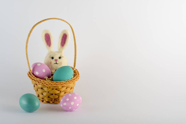 easter bunny girl with easter egg on white background - Fotoğraf, Görsel