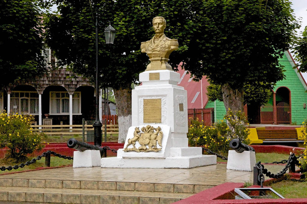 Пам'ятник в Curaco-де-Велес, Quinchao острова, Чилі - Фото, зображення