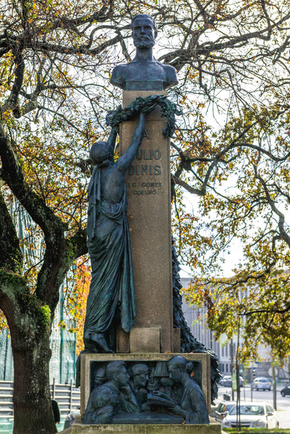 Monument in Porto - Fotó, kép