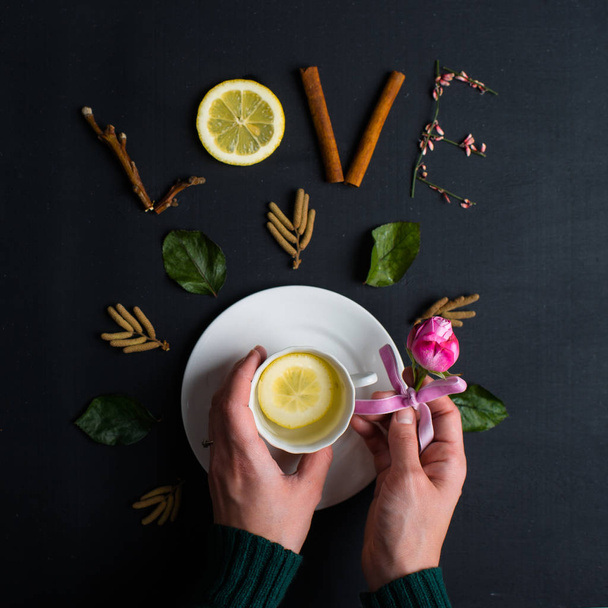 Cup of tea with lemon - Фото, изображение