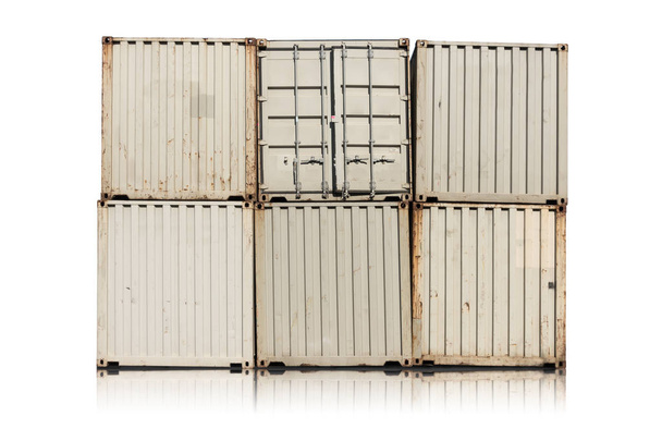 Container stack met isolatie witte achtergrond. - Foto, afbeelding