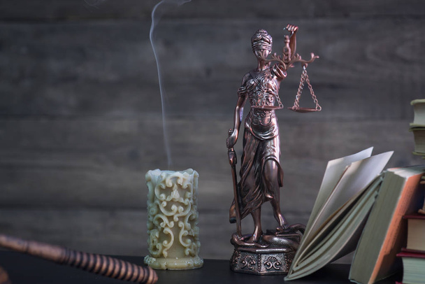 Law and Justice concept. Law wooden gavel barrister, legal system, Hummer of Judge - Fotoğraf, Görsel
