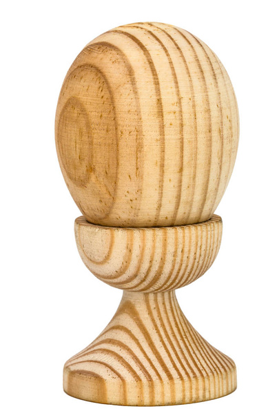 Декоративне дерев'яне яйце, ізольоване на білому тлі
 - Фото, зображення