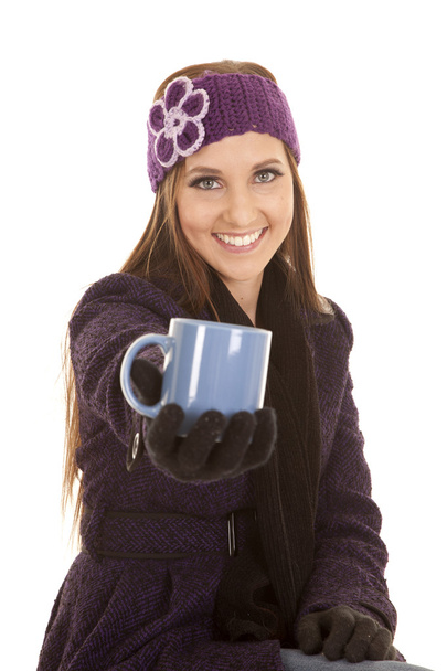 smile hold cup out - Fotografie, Obrázek