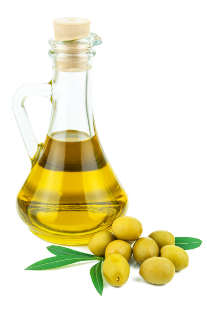 dojrzałych oliwek z liści i oleju na białym tle - Zdjęcie, obraz