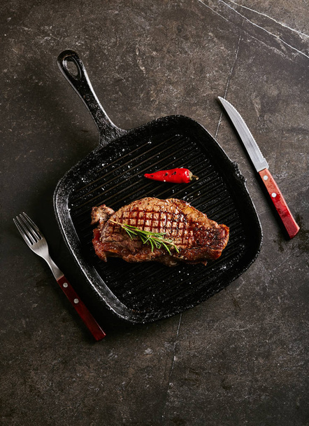 Grilled Strip Steak - Foto, Imagen
