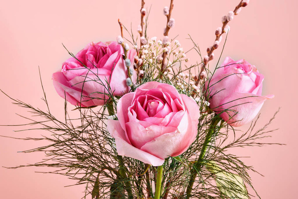Różowe kwitnienie Róża bouquete - Zdjęcie, obraz