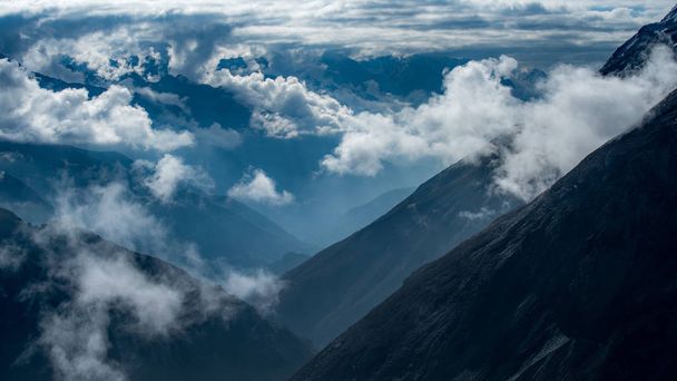Nepal. Annapurna circuit. Himalayas - Fotoğraf, Görsel