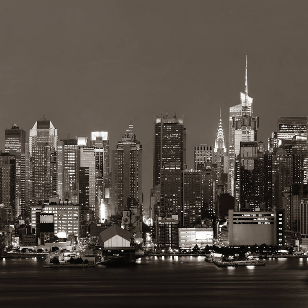 ミッドタウン マンハッタンのスカイライン - 写真・画像