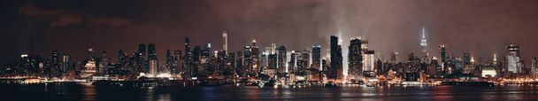 Manhattanin keskikaupungin horisontti
 - Valokuva, kuva