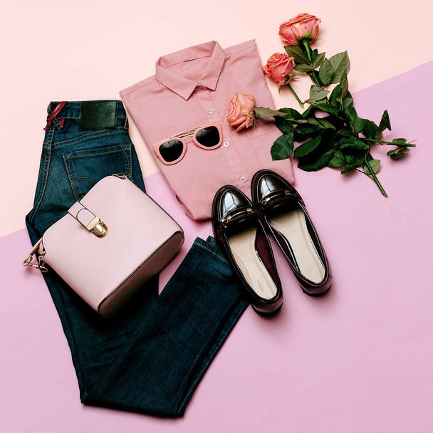 Romantic clothes set. City casual fashion. Spring and Pink. Styl - Foto, imagen