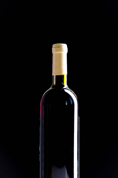 Elegant wine bottle - Foto, Imagem