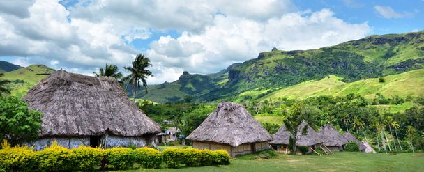 Panoraamanäkymät Navalan kylään Fiji
 - Valokuva, kuva