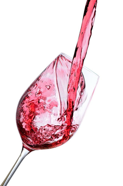Červené víno přelijete do skleničku na víno - Fotografie, Obrázek